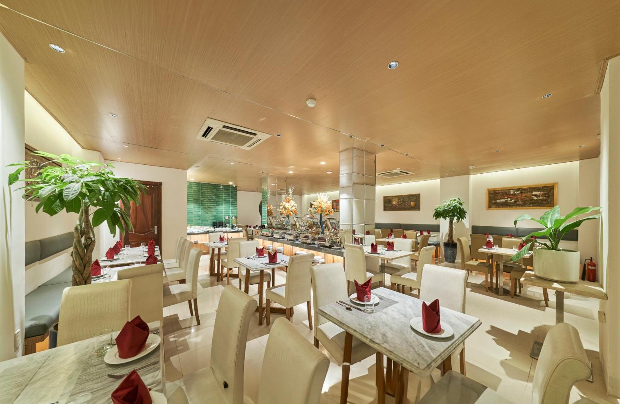 Sky Gem Hotel - Ben Thanh Thành Pho Ho Chí Minh Esterno foto