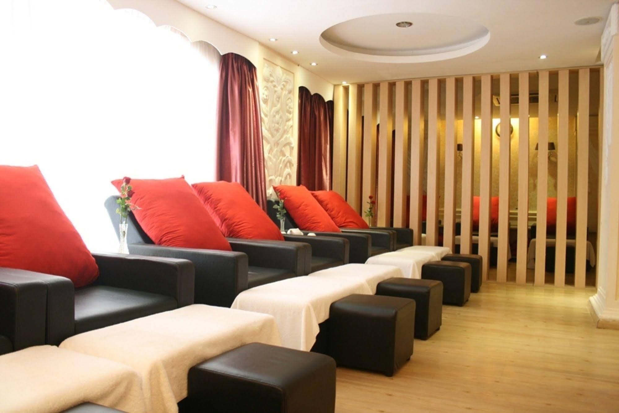 Sky Gem Hotel - Ben Thanh Thành Pho Ho Chí Minh Esterno foto
